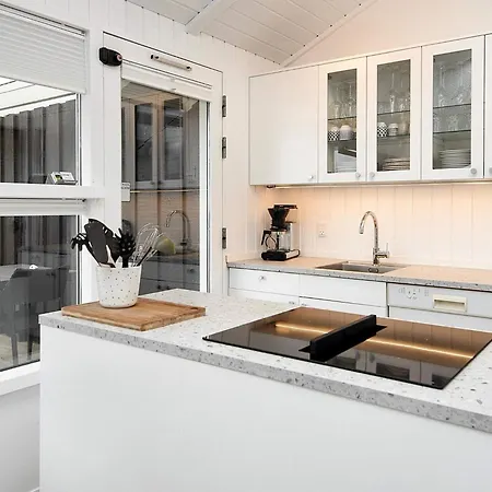 6 Person Holiday In Ebeltoft 펜션 Fårvang
